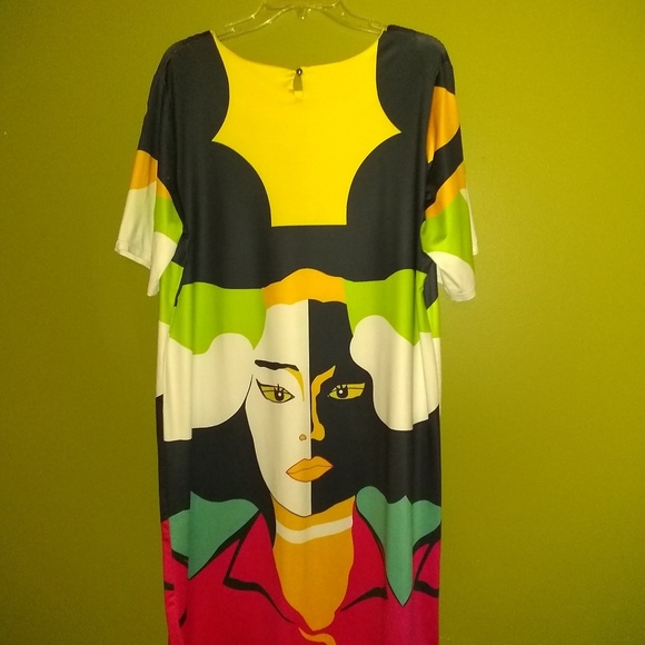 Dress - Picture 2 of 2